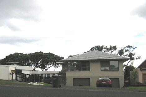 Photo of property in 73 Sylvan Avenue, Northcote, Auckland, 0627