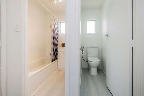 Photo of property in 1/9 Sharland Avenue, Manurewa, Auckland, 2102