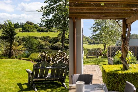 Photo of property in 1881 River Road, Flagstaff, Hamilton, 3210