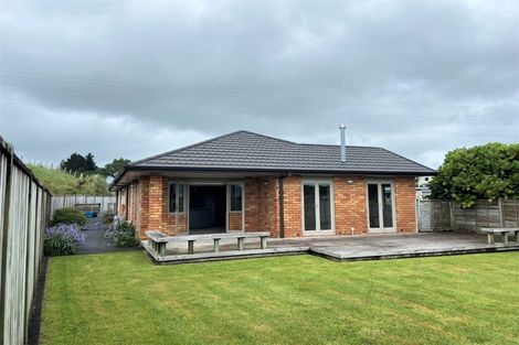 Photo of property in 4 Montrose Place, Highlands Park, New Plymouth, 4312