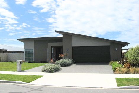 Photo of property in 44 Allison Crescent, Kaiapoi, 7630