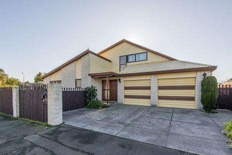 Photo of property in 121 Winters Road, Mairehau, Christchurch, 8052