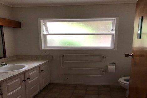 Photo of property in 33 Viewmont Drive, Harbour View, Lower Hutt, 5010