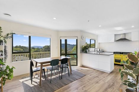 Photo of property in 4 Tui Terrace, Tawa, Wellington, 5028