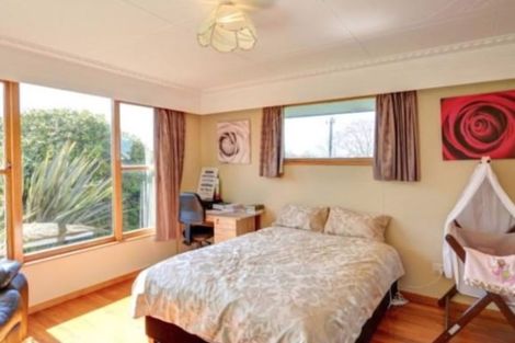 Photo of property in 25 Durham Street, Mornington, Dunedin, 9011