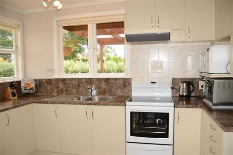 Photo of property in 6 Kingswood Road, Brookfield, Tauranga, 3110