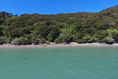 Photo of property in 106 Moetapu Bay Road, Moetapu Bay, Picton, 7282