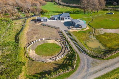 Photo of property in 10 Station Road, Mauriceville, Masterton, 5882