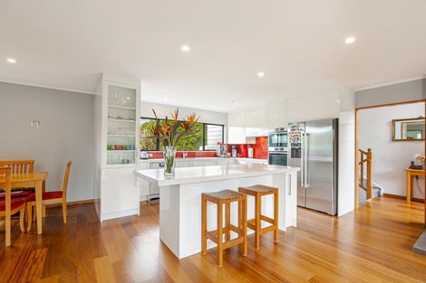 Photo of property in 27 Wintour Road, Waimauku, 0812