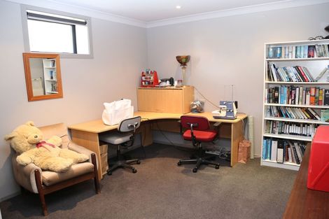 Photo of property in 7 Gillies Avenue, Taupo, 3330