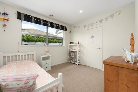 Photo of property in 37 Oceania Sands Way, Papamoa Beach, Papamoa, 3118