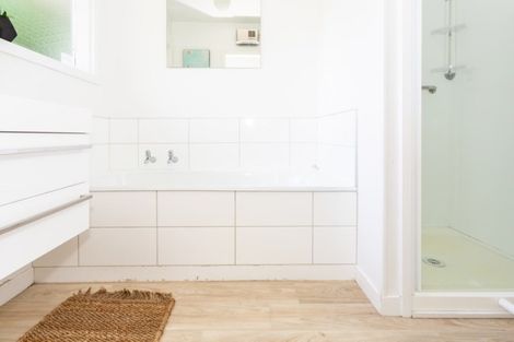 Photo of property in 12 Remuera Avenue, Cashmere, Christchurch, 8022