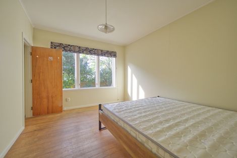 Photo of property in 103 Ennis Avenue, Pakuranga Heights, Auckland, 2010