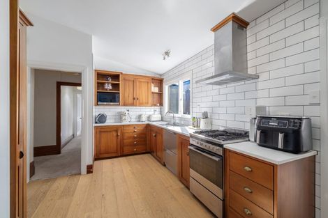 Photo of property in 34 Gordon Avenue, St Albans, Christchurch, 8014