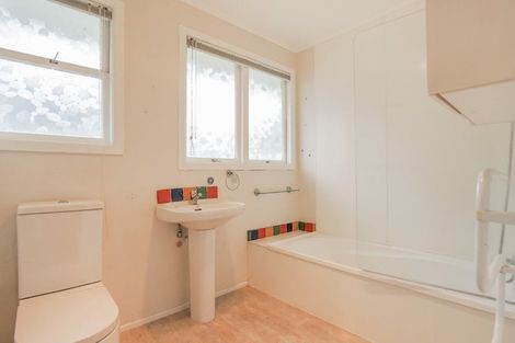 Photo of property in 4/19 Bucklands Beach Road, Bucklands Beach, Auckland, 2012