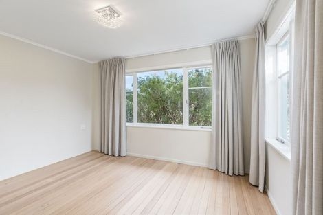 Photo of property in 33 Vipond Road, Stanmore Bay, Whangaparaoa, 0932