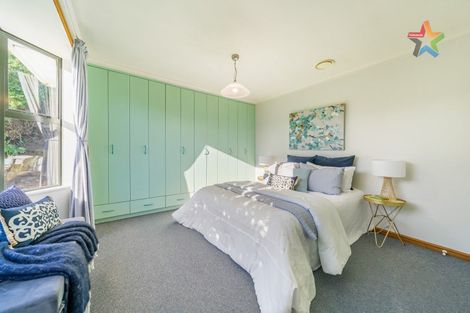 Photo of property in 24 Titiro Moana Road, Korokoro, Lower Hutt, 5012