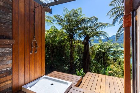 Photo of property in 606 Moetapu Bay Road, Moetapu Bay, Picton, 7282