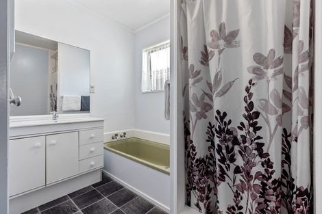 Photo of property in 1/105 Gloucester Road, Mount Maunganui, 3116