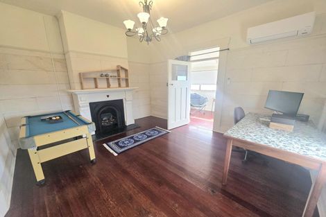 Photo of property in 10a Wharfe Street, South Hill, Oamaru, 9400