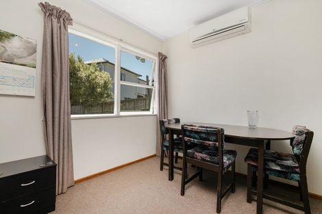 Photo of property in 16 Waitaki Street, Henderson, Auckland, 0612