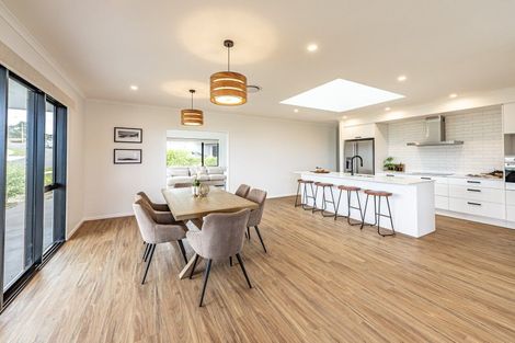 Photo of property in 36 Tirimoana Place, Otamatea, Whanganui, 4501