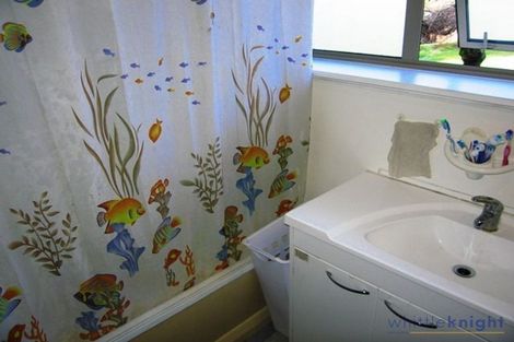 Photo of property in 4 Kea Street, Riccarton, Christchurch, 8041