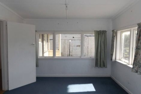 Photo of property in 18 Racecourse Avenue, Marton, 4710