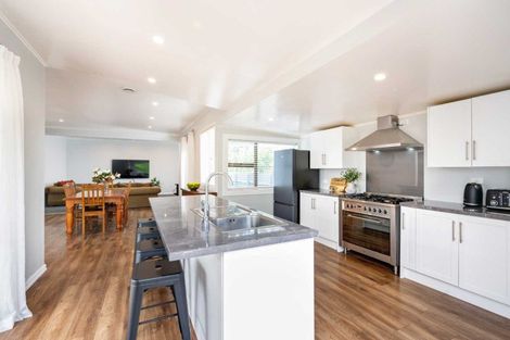 Photo of property in 706 Avenue Road West, Saint Leonards, Hastings, 4120