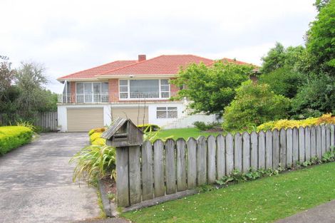 Photo of property in 6 Shaw Road, Oratia, Auckland, 0604