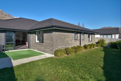 Photo of property in 25 Headley Drive, Lower Shotover, Queenstown, 9304