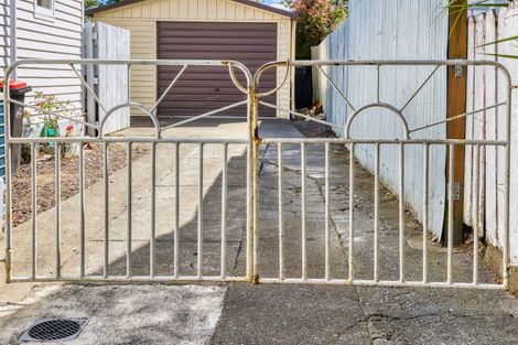 Photo of property in 2/33 Nuffield Avenue, Marewa, Napier, 4110