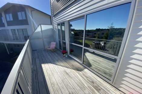 Photo of property in 7/15 Andersons Road, Oteha, Auckland, 0632