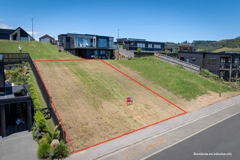 Photo of property in 25 Omahina Street, Raglan, 3225