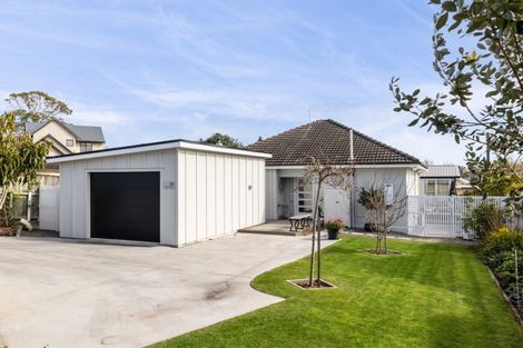 Photo of property in 29 Campbell Street, Havelock North, 4130