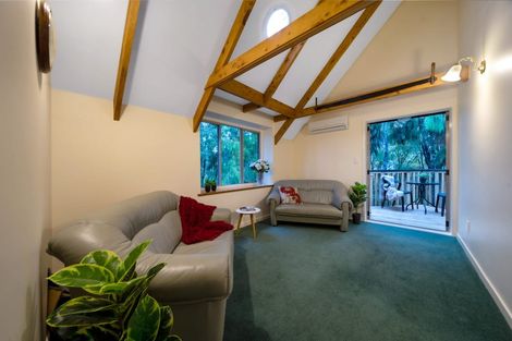 Photo of property in 19 Fawcett Road, Laingholm, Auckland, 0604