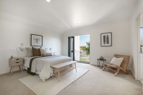 Photo of property in 1/14 Ponderosa Drive, Oteha, Auckland, 0632