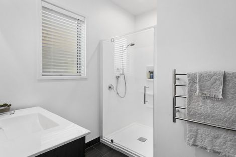 Photo of property in 72 Waikite Road, Welcome Bay, Tauranga, 3112