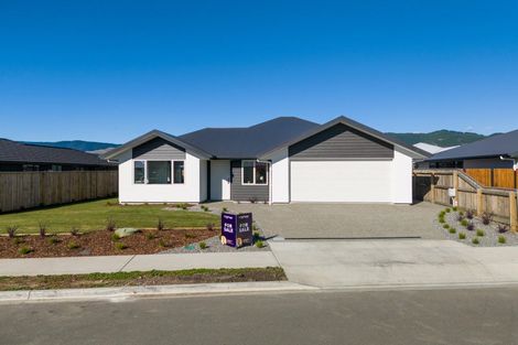 Photo of property in 3 Hanworth Road, Richmond, 7020