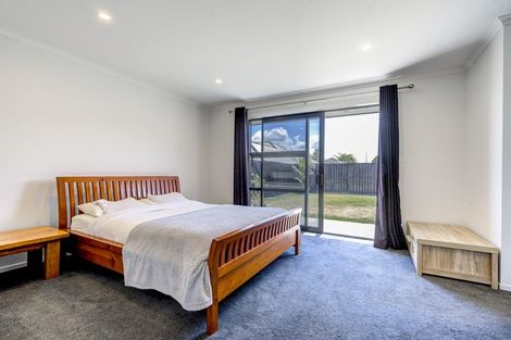 Photo of property in 37 Batten Drive, Flagstaff, Hamilton, 3210