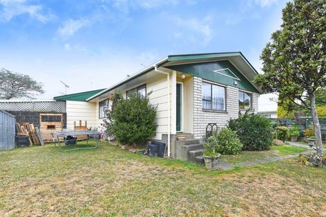 Photo of property in 1/29 Gemstone Drive, Birchville, Upper Hutt, 5018