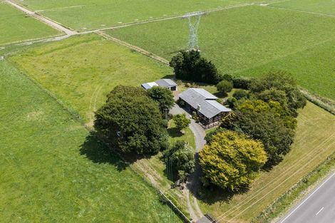 Photo of property in 1400 Rongotea Road, Kairanga, Palmerston North, 4475