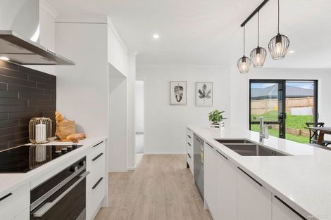 Photo of property in 11 Paul Way, Pokeno, 2402