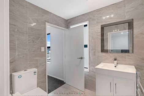 Photo of property in 16 Bliss Court, Takanini, 2110