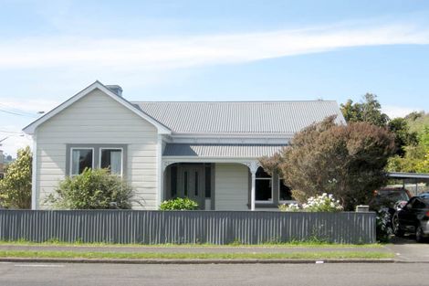 Photo of property in 2 Argyle Street, Whanganui, 4500