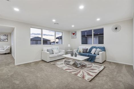Photo of property in 24 Koropa Road, Flat Bush, Auckland, 2019