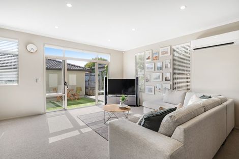 Photo of property in 131 Baverstock Road, Flat Bush, Auckland, 2016