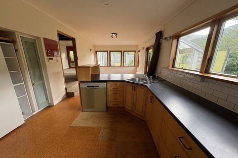Photo of property in 14 Karamu Street, Ngaio, Wellington, 6035