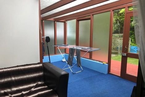 Photo of property in 122 California Drive, Totara Park, Upper Hutt, 5018