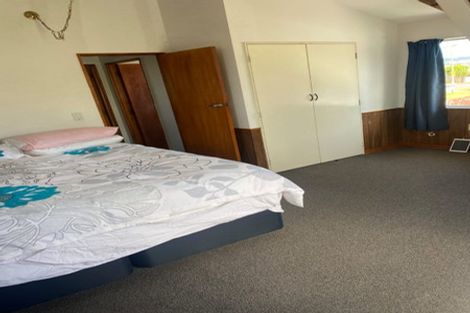 Photo of property in 2a Coniston Avenue, Te Atatu South, Auckland, 0610